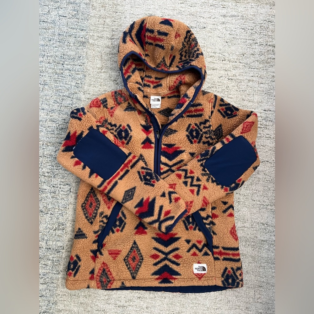 North Face Sherpa quarter zip with hood